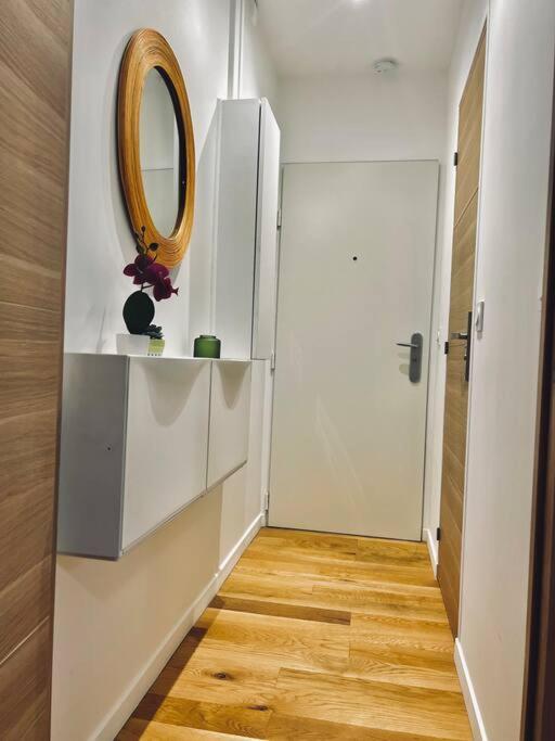 Tres Beau Studio Refait A Neuf 2 Leilighet Saint-Ouen  Eksteriør bilde
